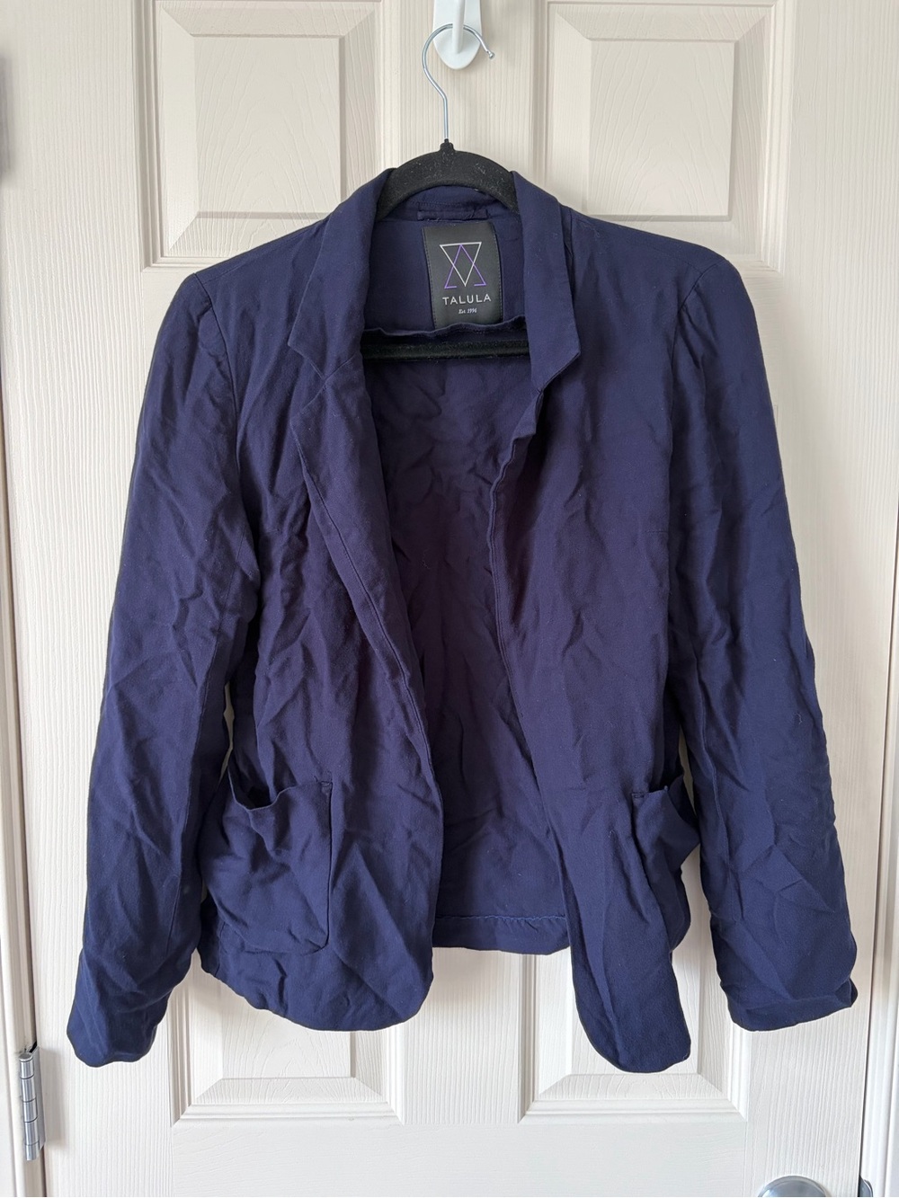 🖤 TALULA - Size 6 Navy Blazer Top